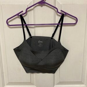 Black activewear Bra with Adjustable Straps